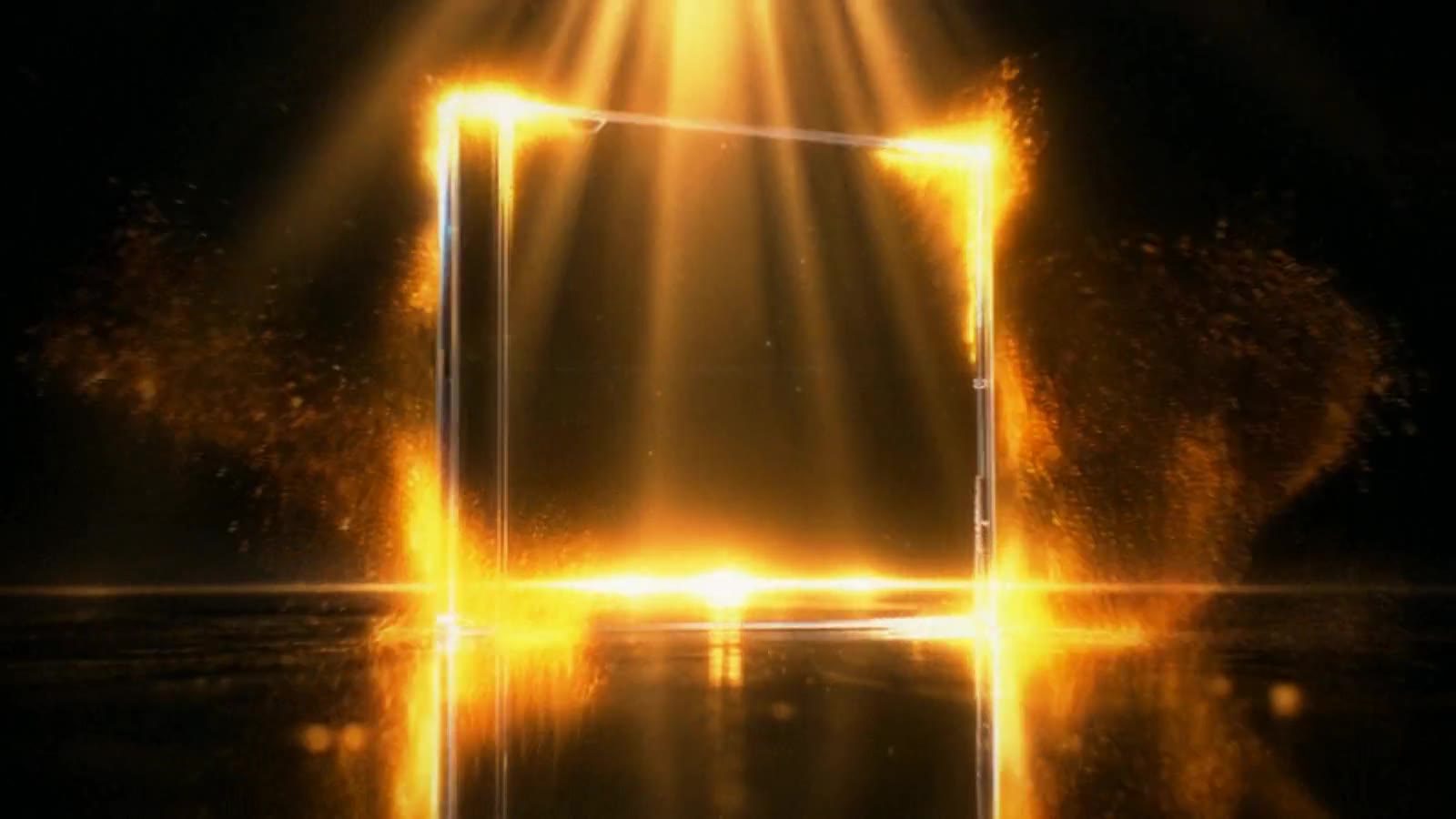 FOREVER RICH – die Kollektion als Hologramm